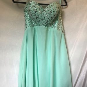 Short prom/formal dress